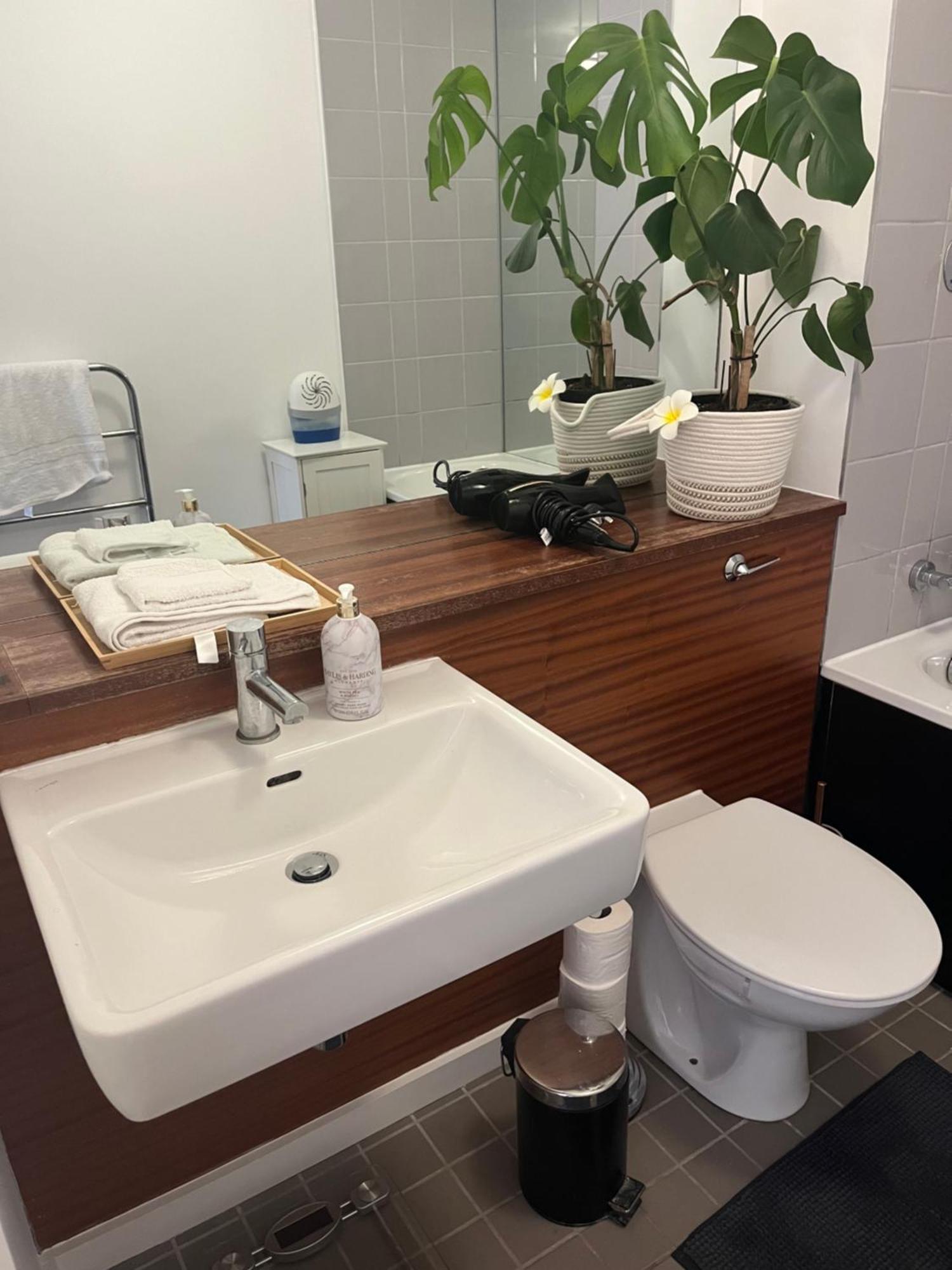 The Room King Size Bed And Private Bathroom Dublin Luaran gambar